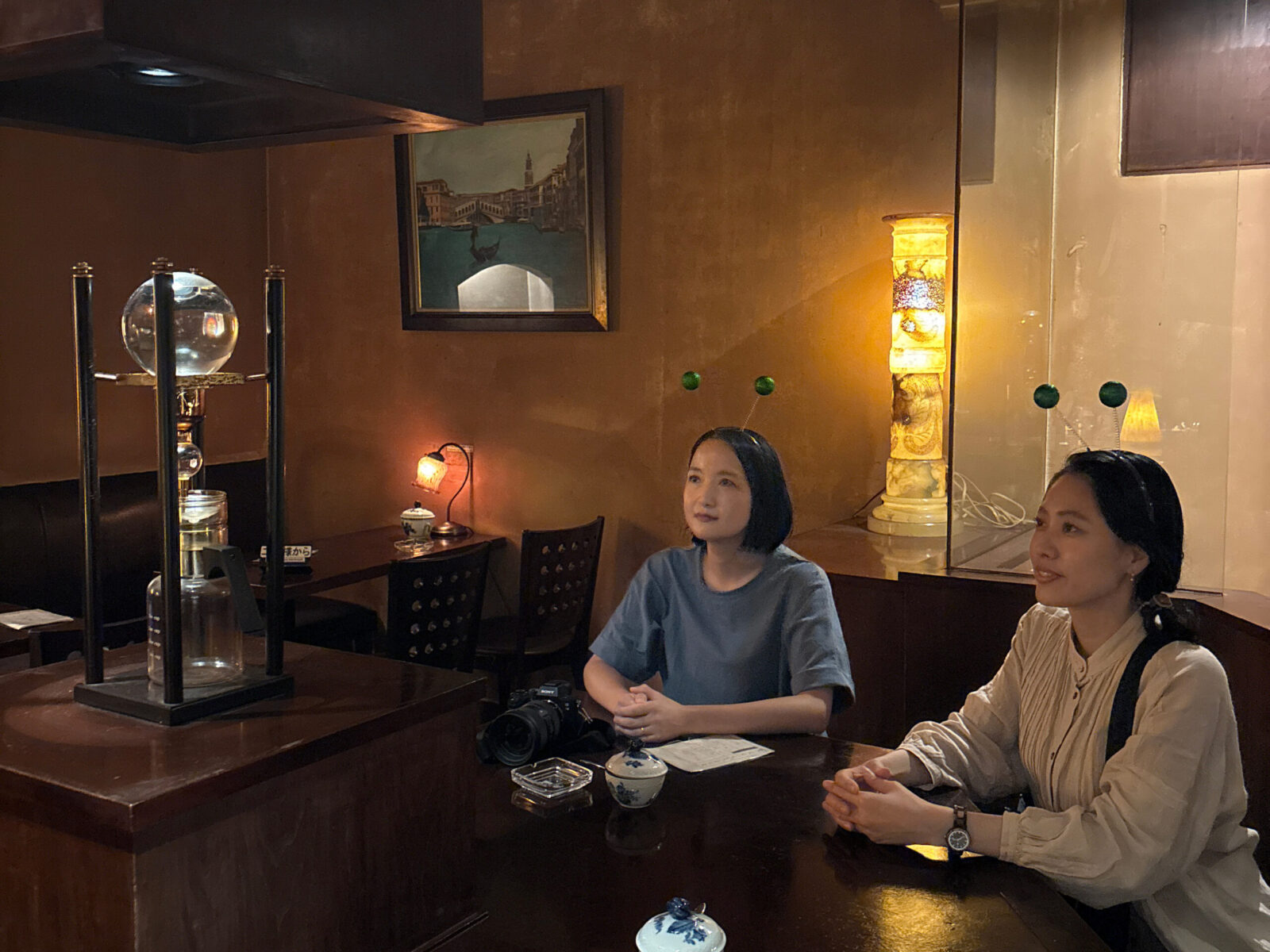 ついつい、見つめながらもの思いにふけってしまいました。